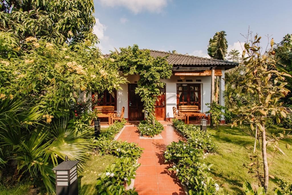 rooms-bungalow-pool-view-child-without-extra-bed