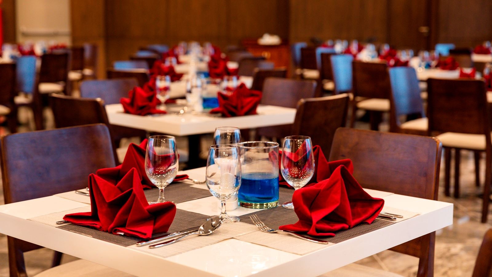 restaurants-oceania-restaurant