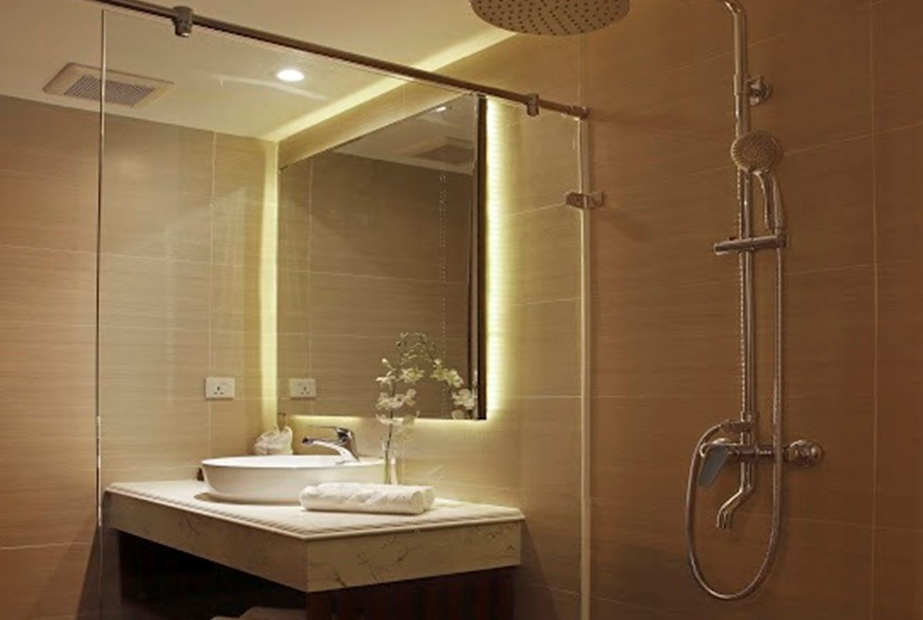 rooms-deluxe-city-with-french-balcony-child-without-extra-bed