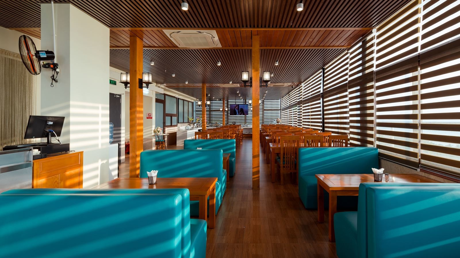 restaurants-restaurants