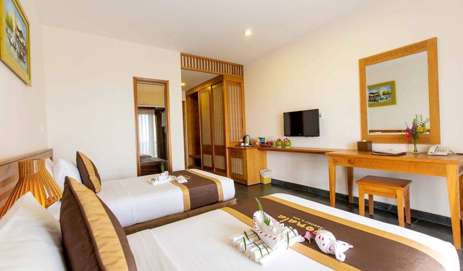 rooms-deluxe-gardenview-balcony-child-without-extra-bed