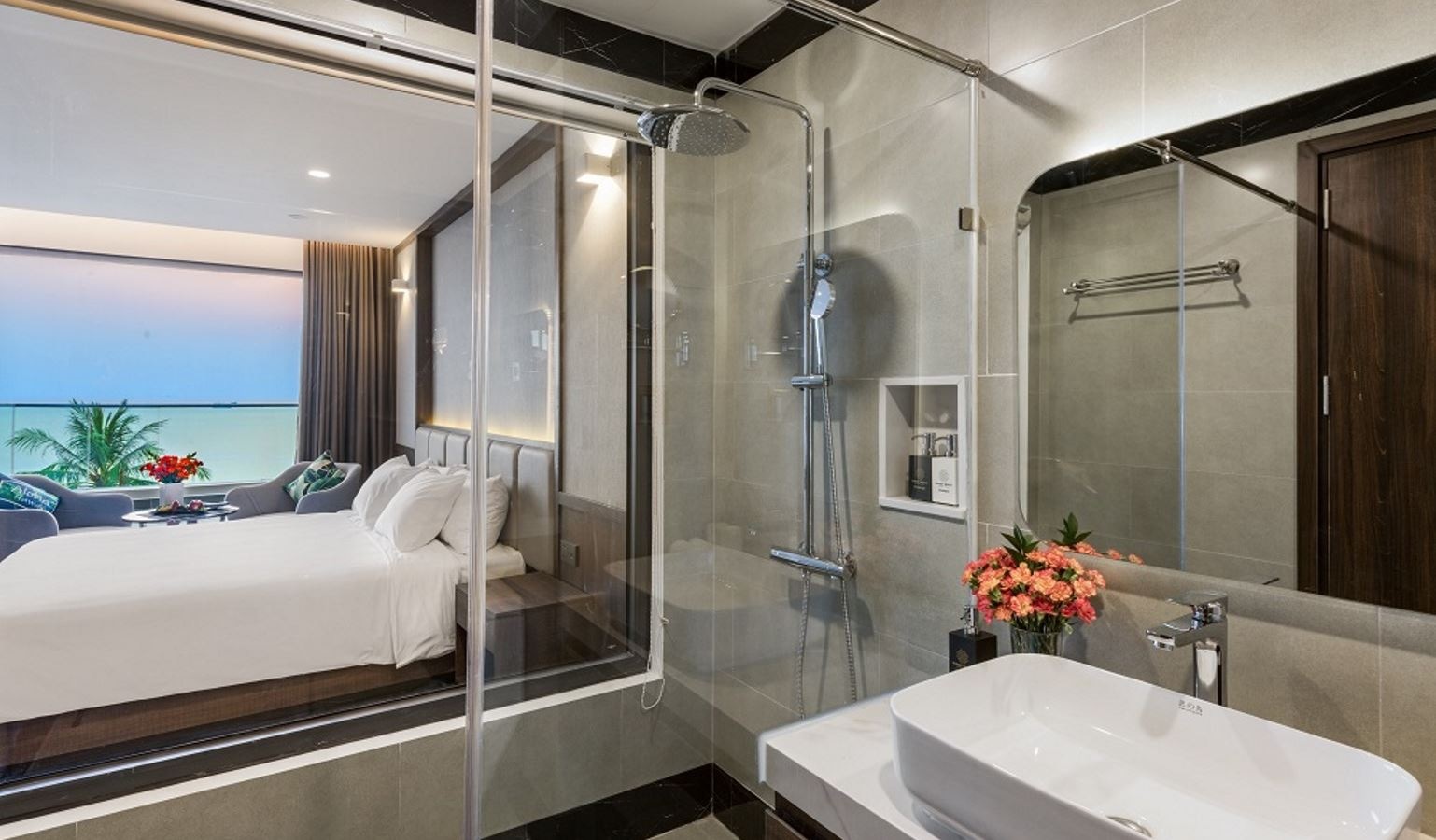 rooms-deluxe-ocean-panorama