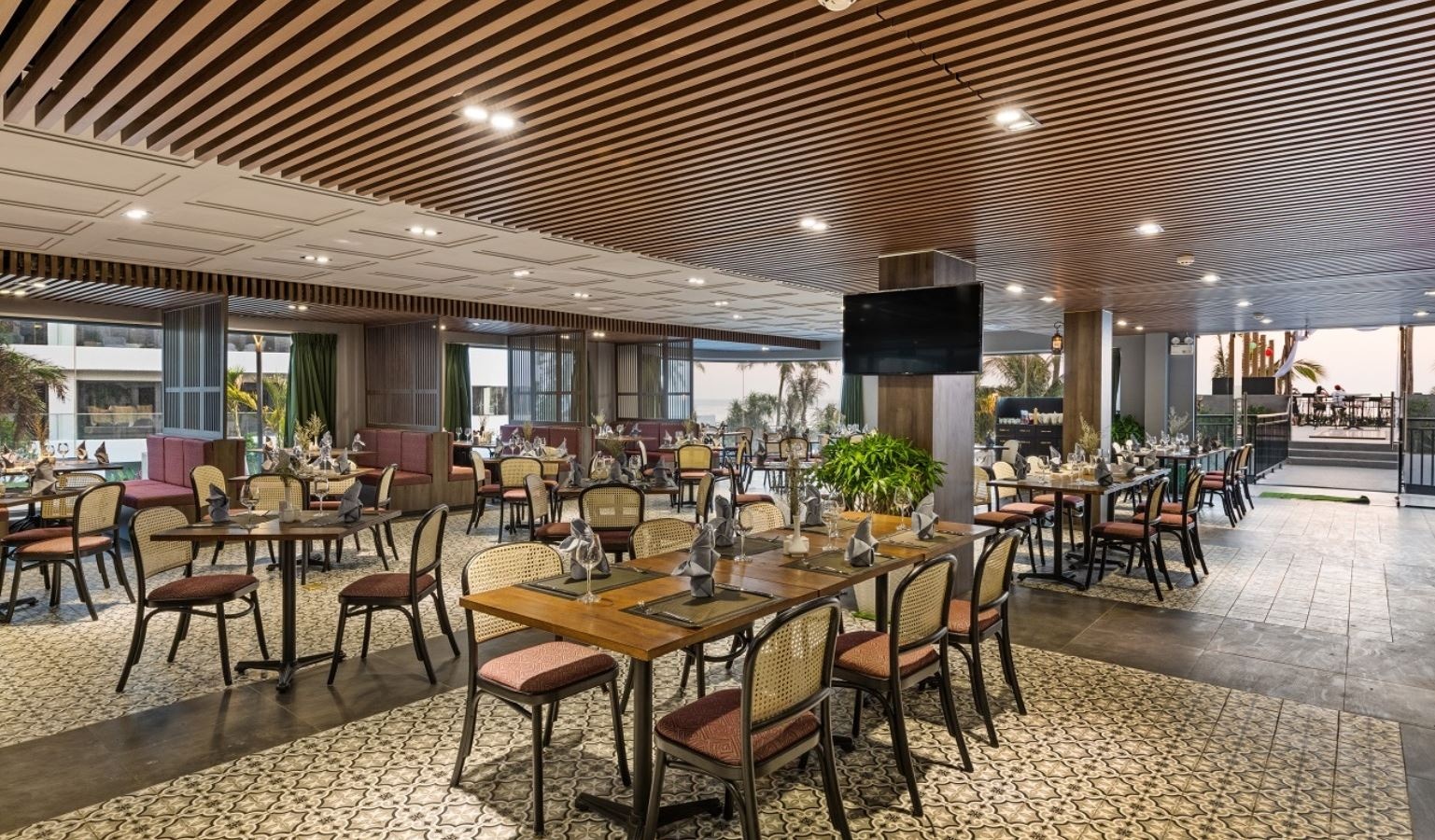 restaurants-sunset-fusion-restaurant