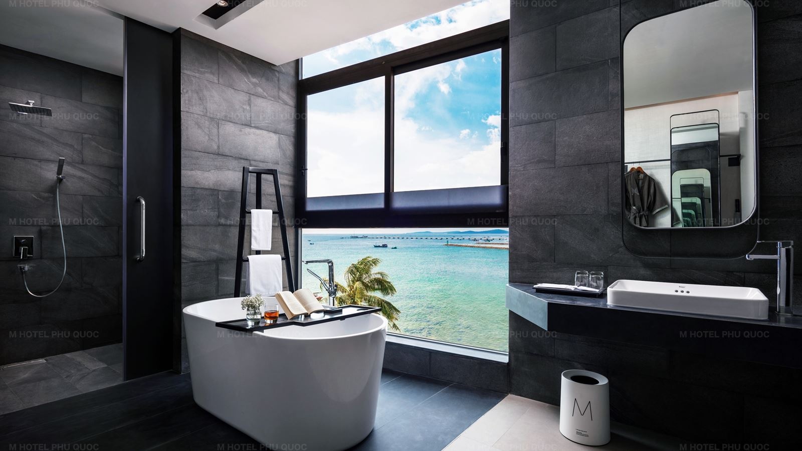 rooms-deluxe-double-suite-with-balcony-child-without-extra-bed