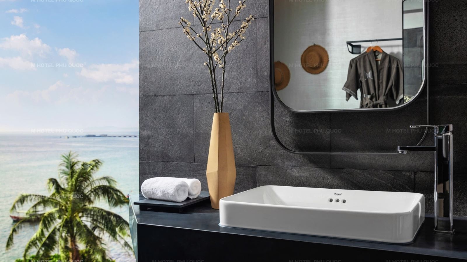 rooms-deluxe-double-suite-with-balcony-child-without-extra-bed