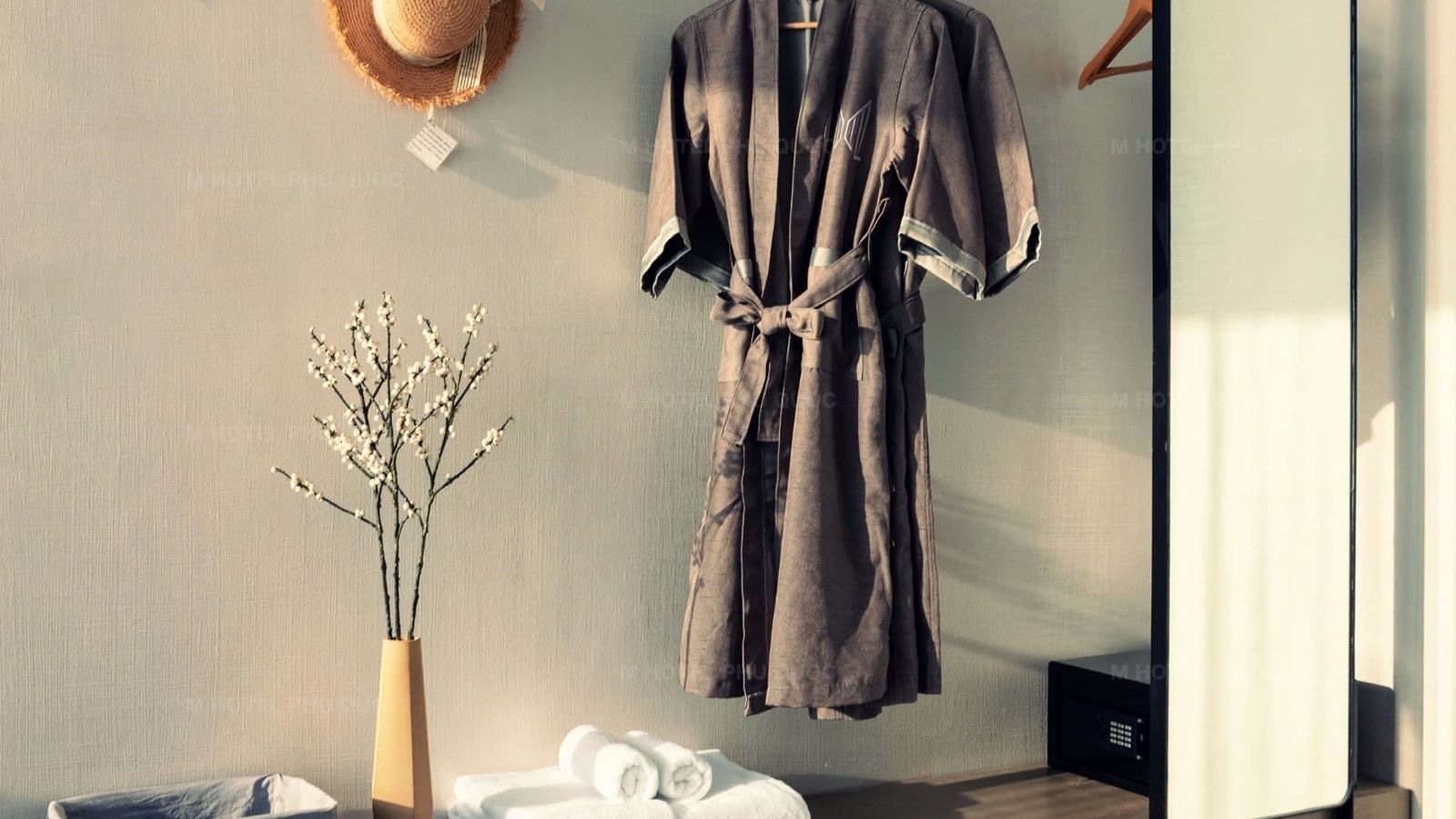 rooms-ocean-eyes-suite