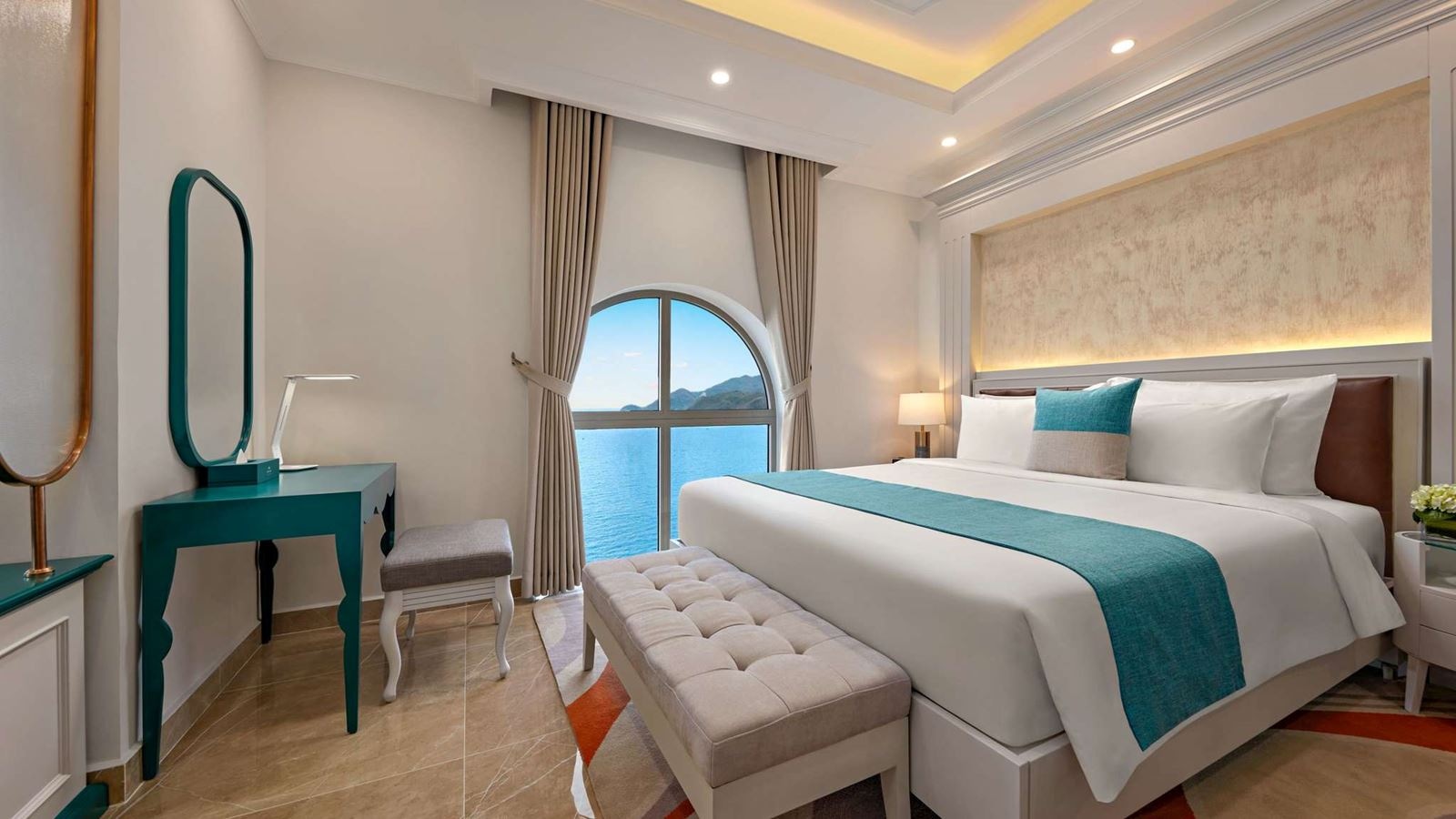 rooms-suite-seaview