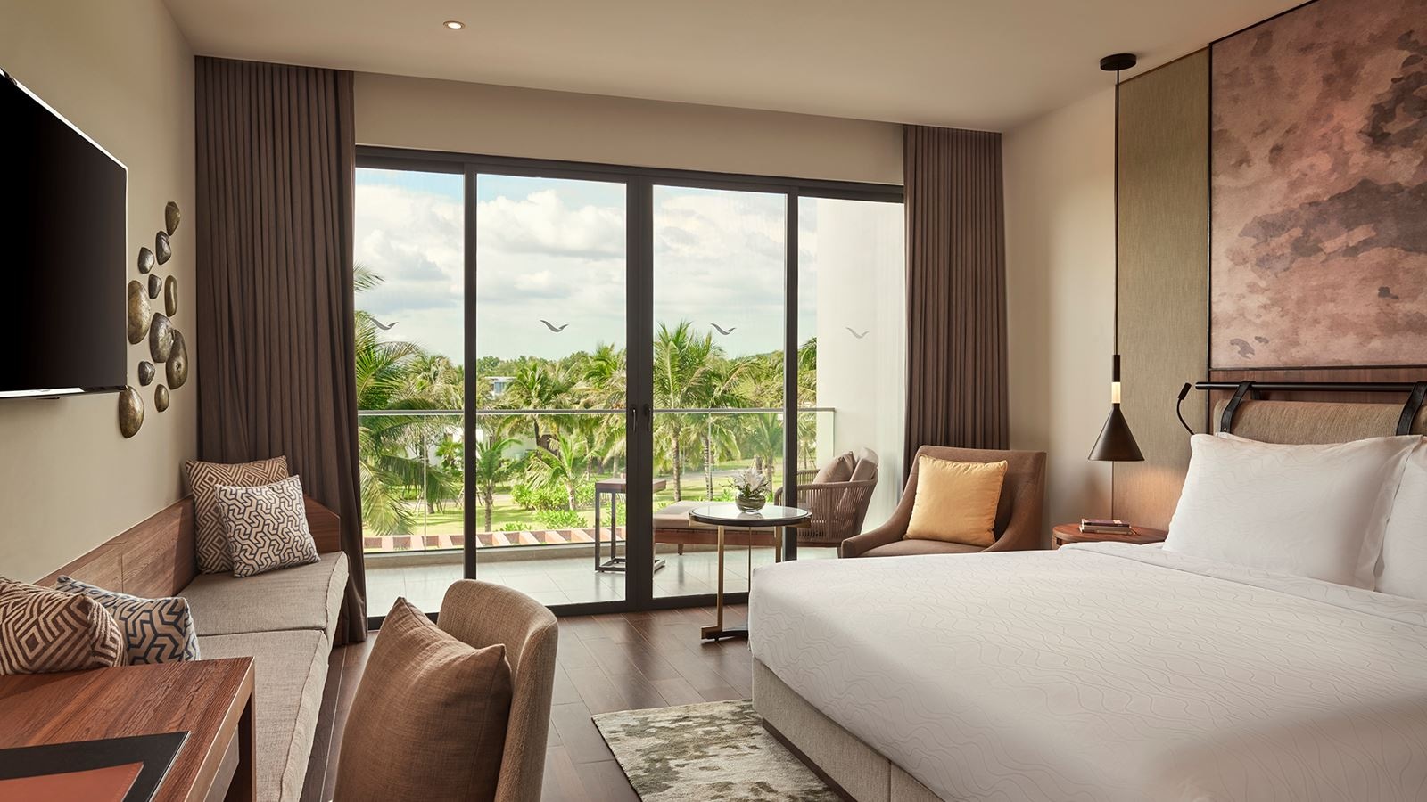 rooms-superior-garden-view-with-balcony