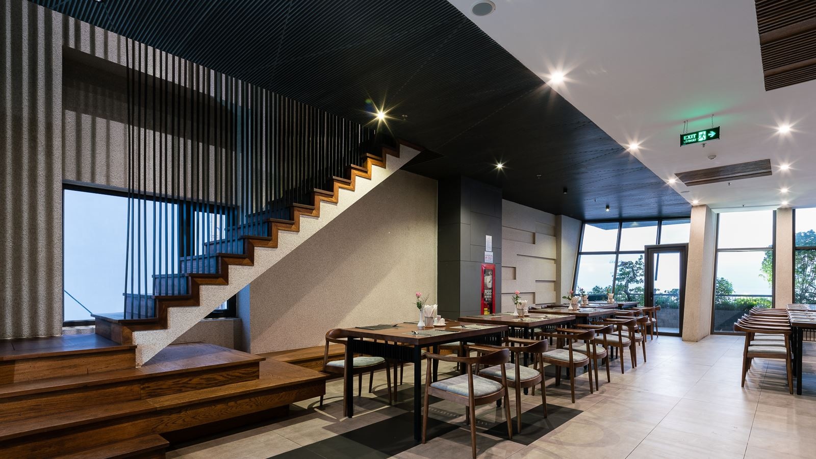 restaurants-restaurants