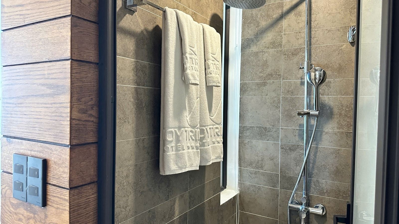 rooms-deluxe-sea-view