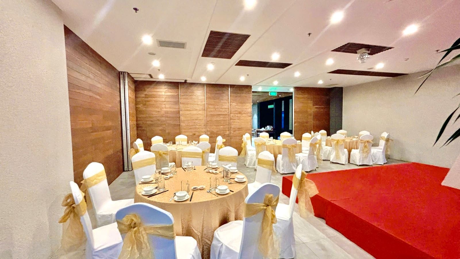 restaurants-joy-trip-restaurant