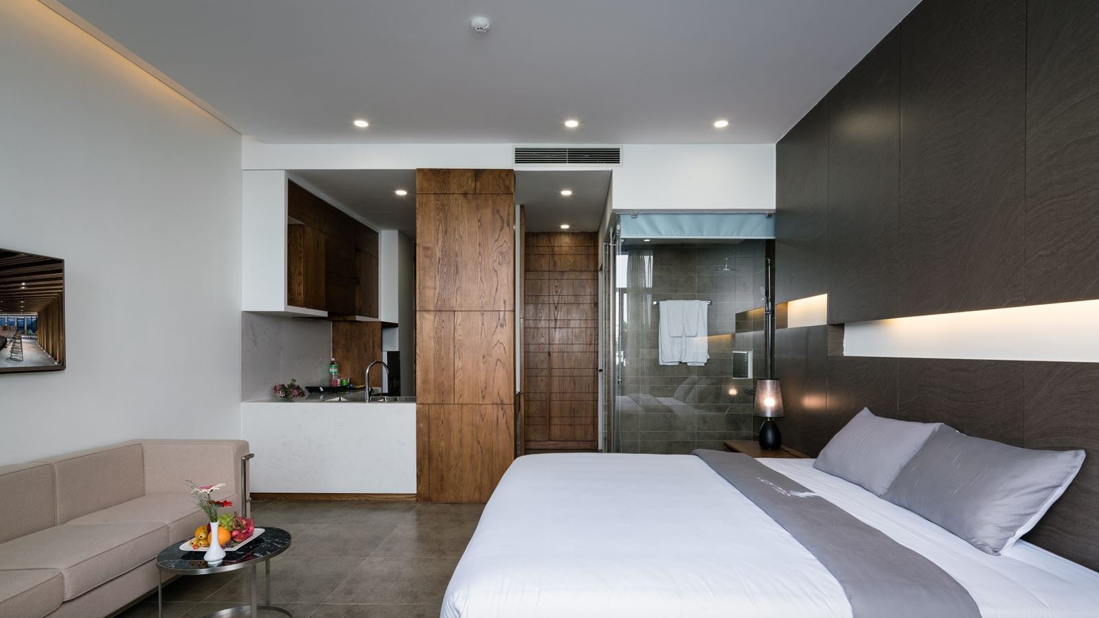 rooms-family-suite-city-view