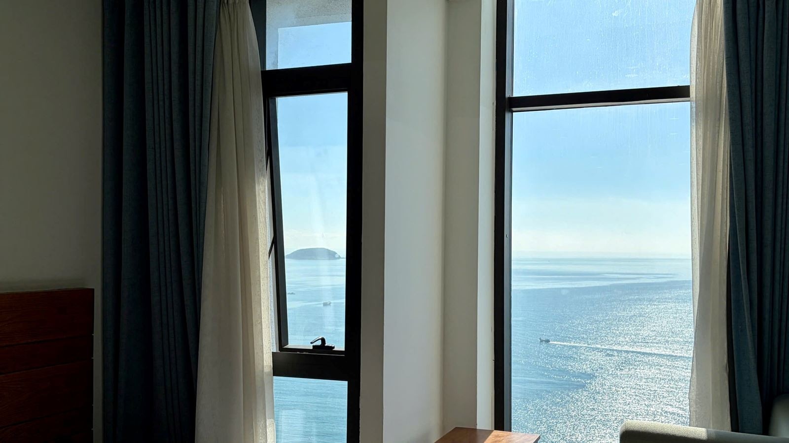 rooms-deluxe-ocean-view-no-extra-bed