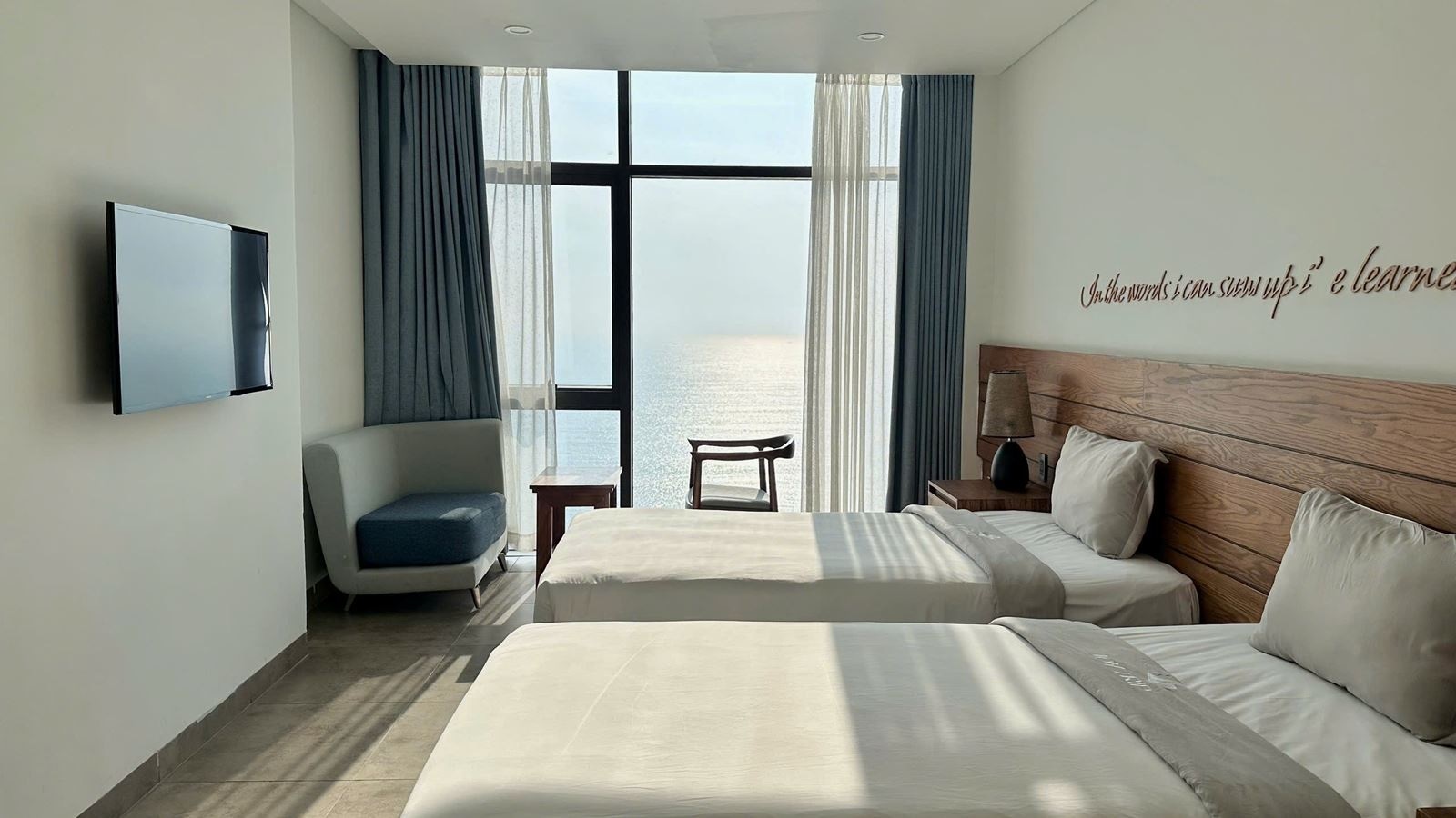 rooms-grand-ocean-view
