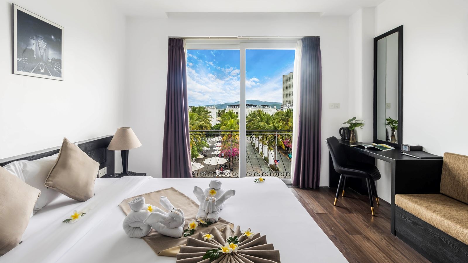 rooms-deluxe-river-view