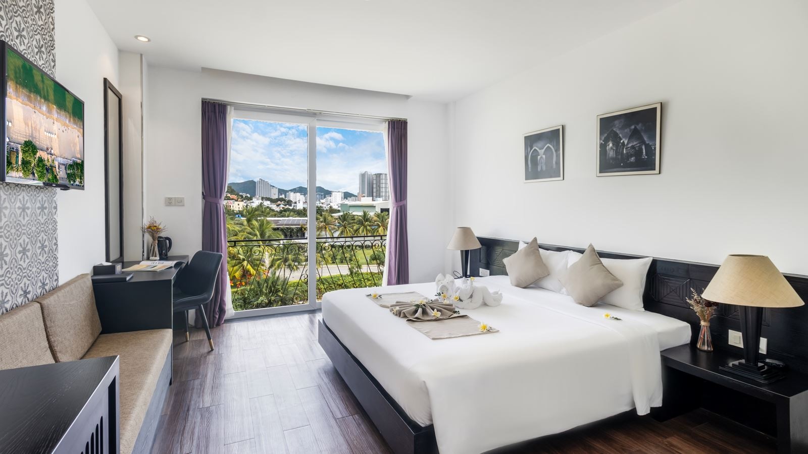 rooms-premier-pool-or--river-view