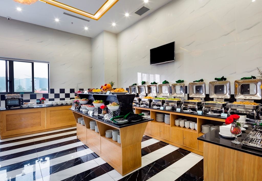 restaurants-breakfast-hall