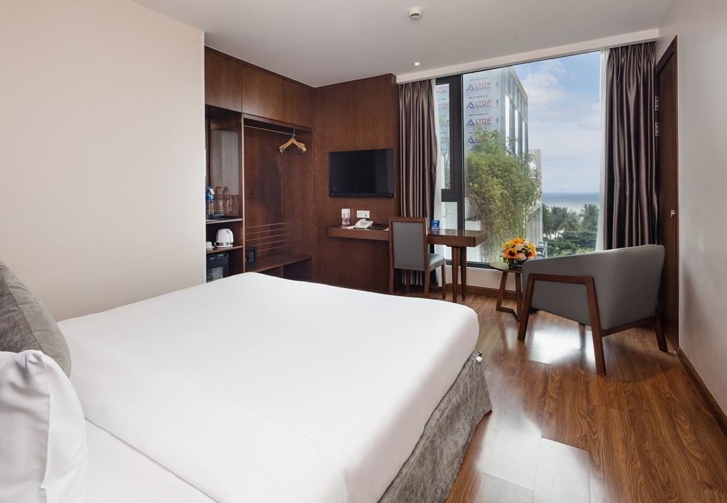 rooms-superior-ocean-view