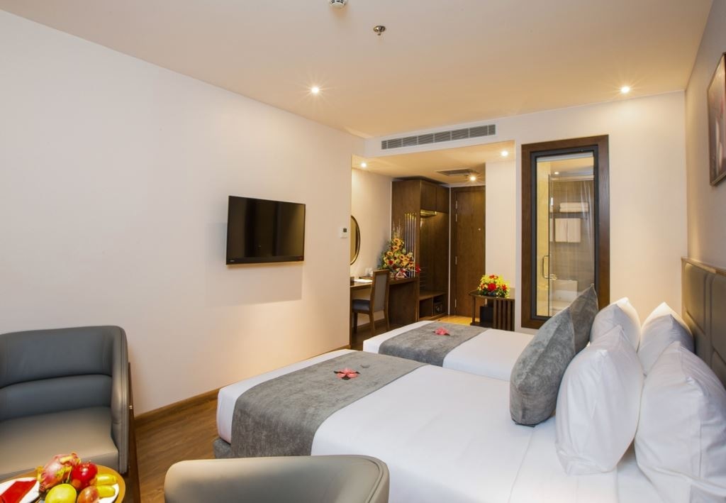 rooms-deluxe-city-view