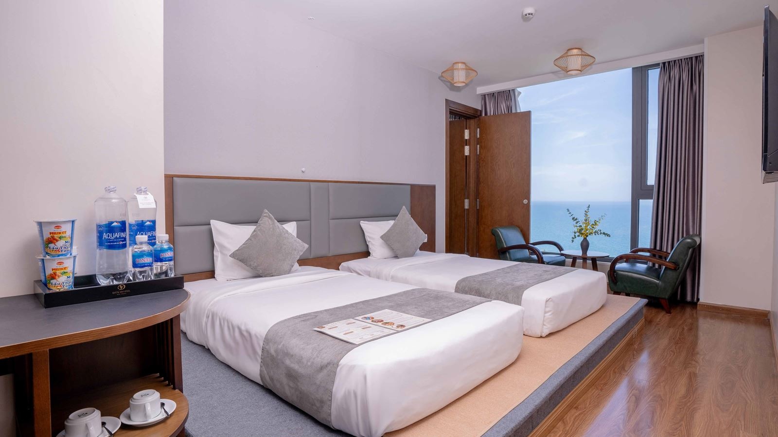 rooms-deluxe-ocean-view--child-without-extra-bed