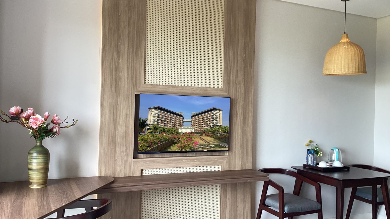 rooms-deluxe-mountain-view-child-without-extra-bed