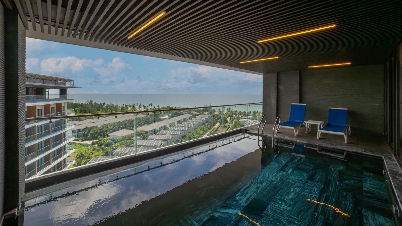 rooms-penthouse-2-bedrooms