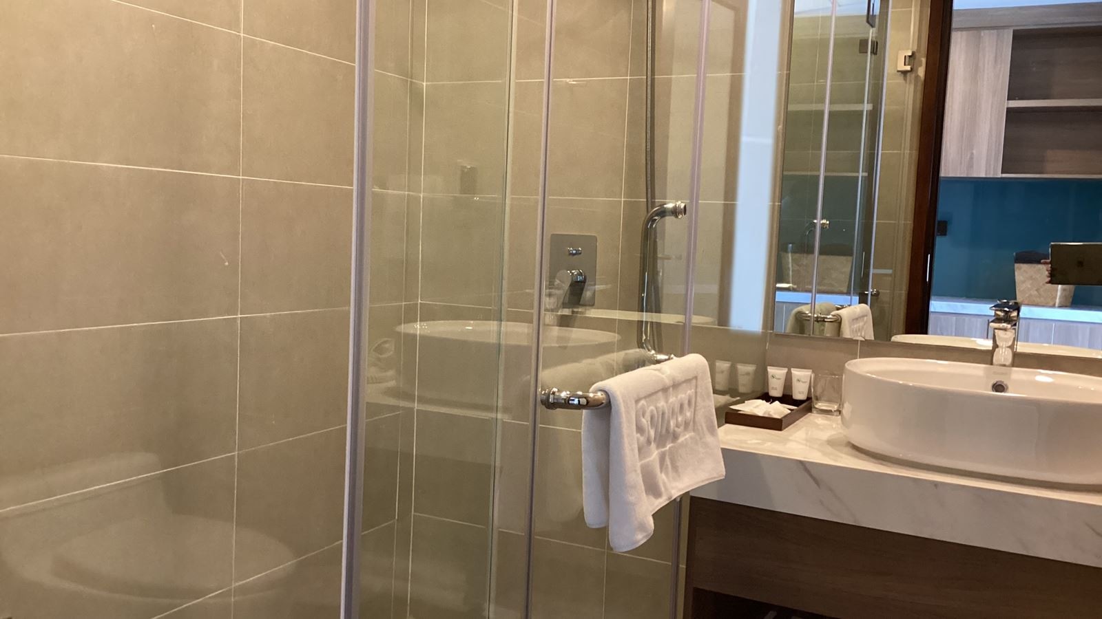 rooms-deluxe-sea-view