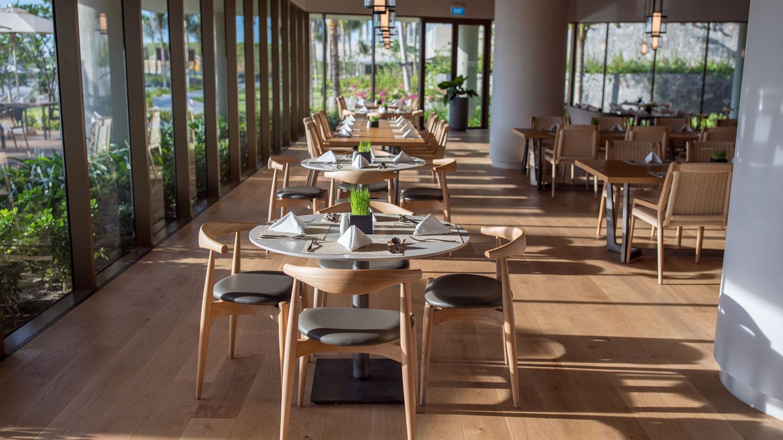 restaurants-alma-garden