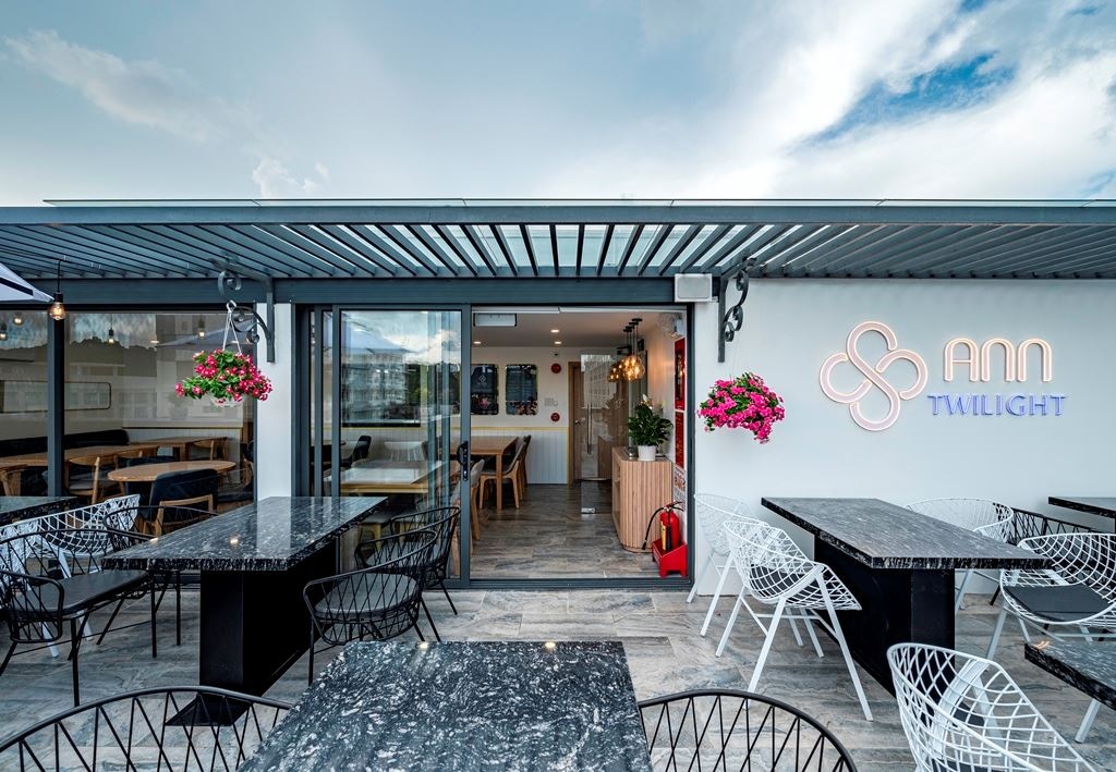 restaurants-ann-twilight
