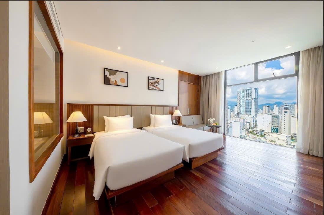 rooms-grand-premier-city-view-twin