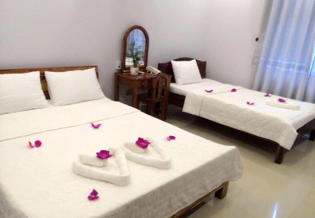 rooms-standard-triple-room