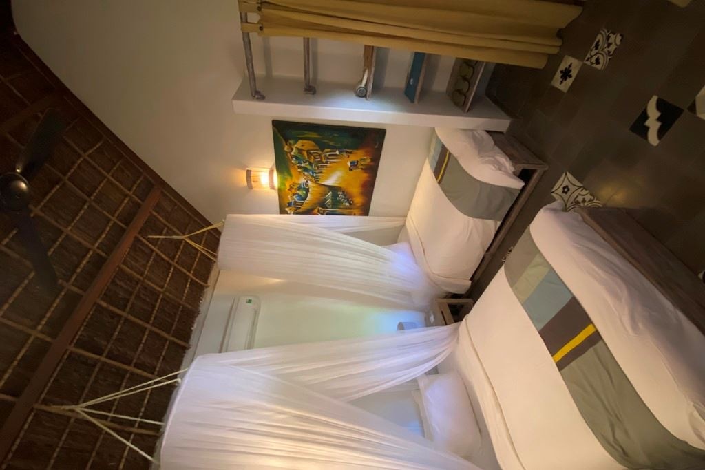 rooms-4-bedrooms-family-villa