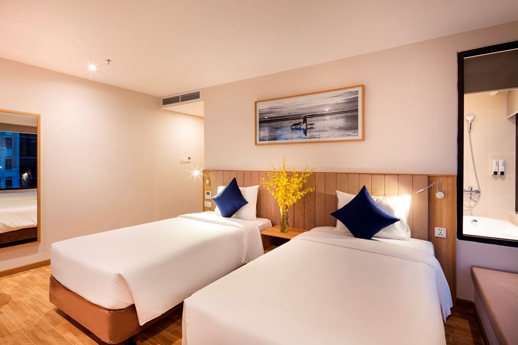 rooms-executive-city-view-with-balcony