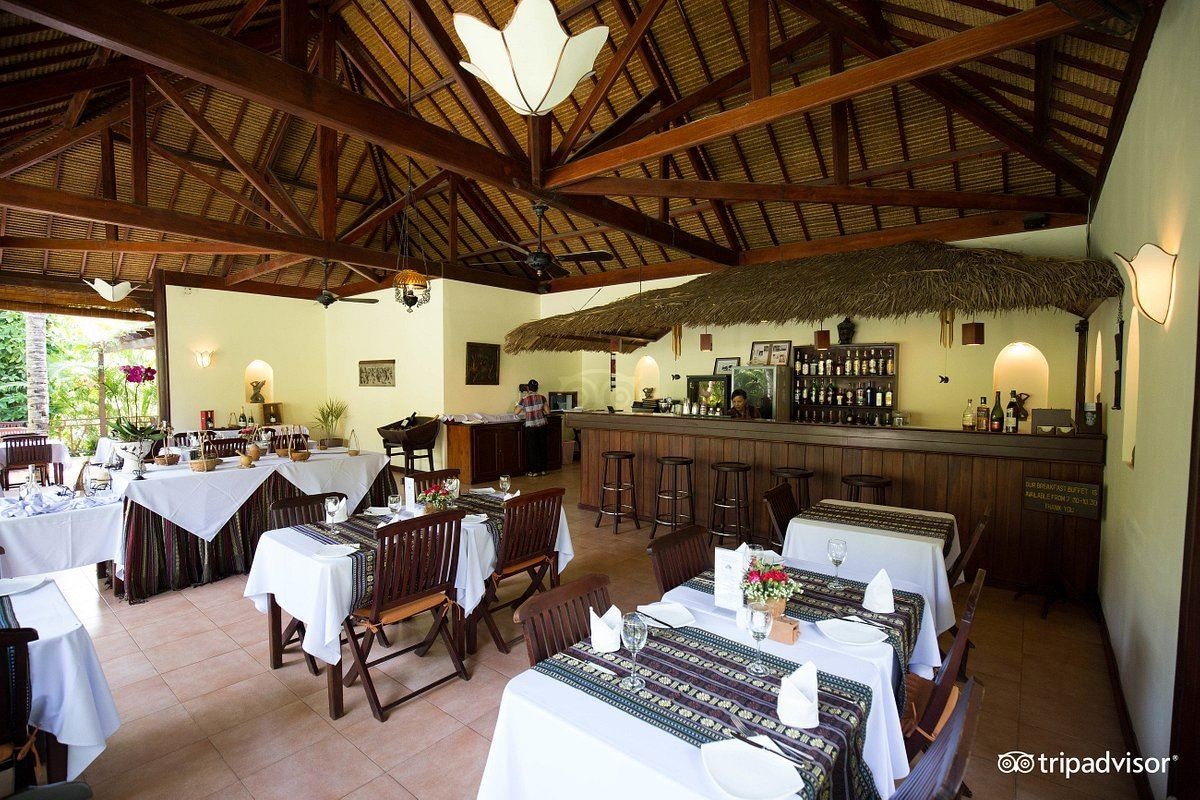 restaurants-cham-garden-restaurant