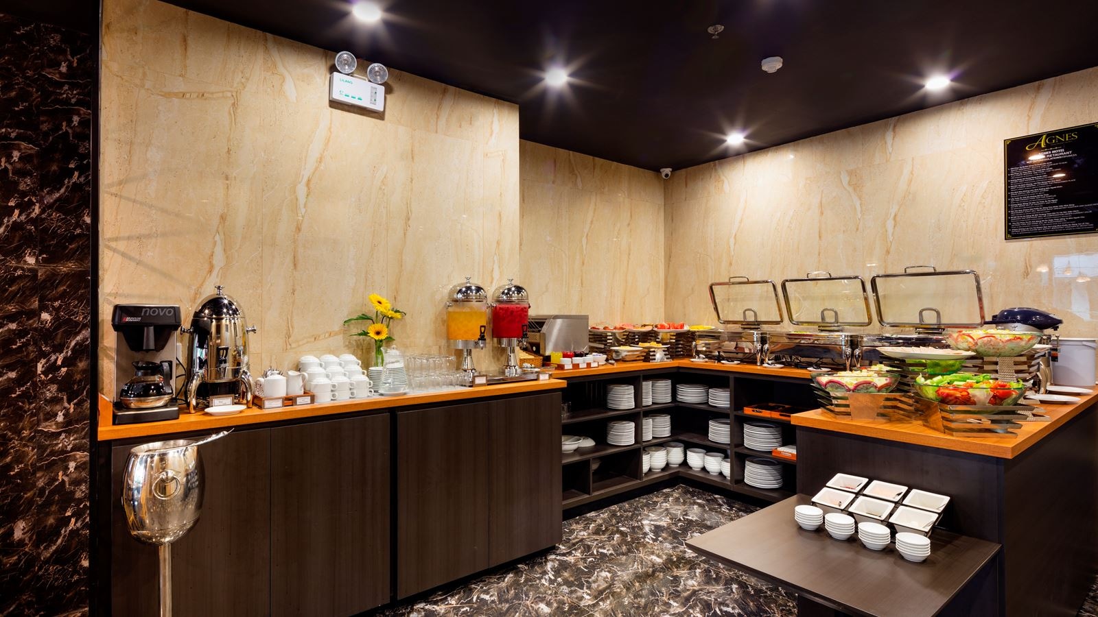 restaurants-restaurants