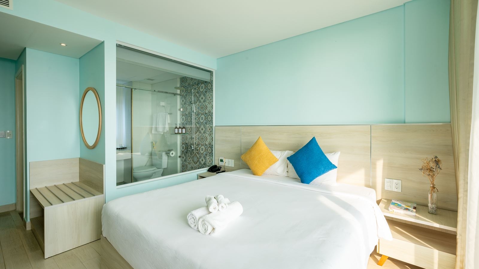 rooms-superior-with-balcony