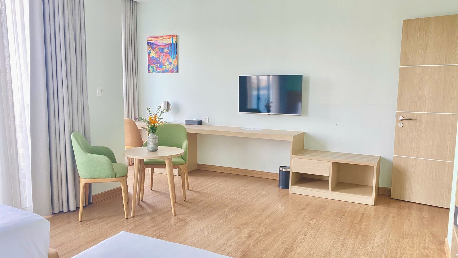 rooms-two-bedroom-deluxe-family-with-balcony