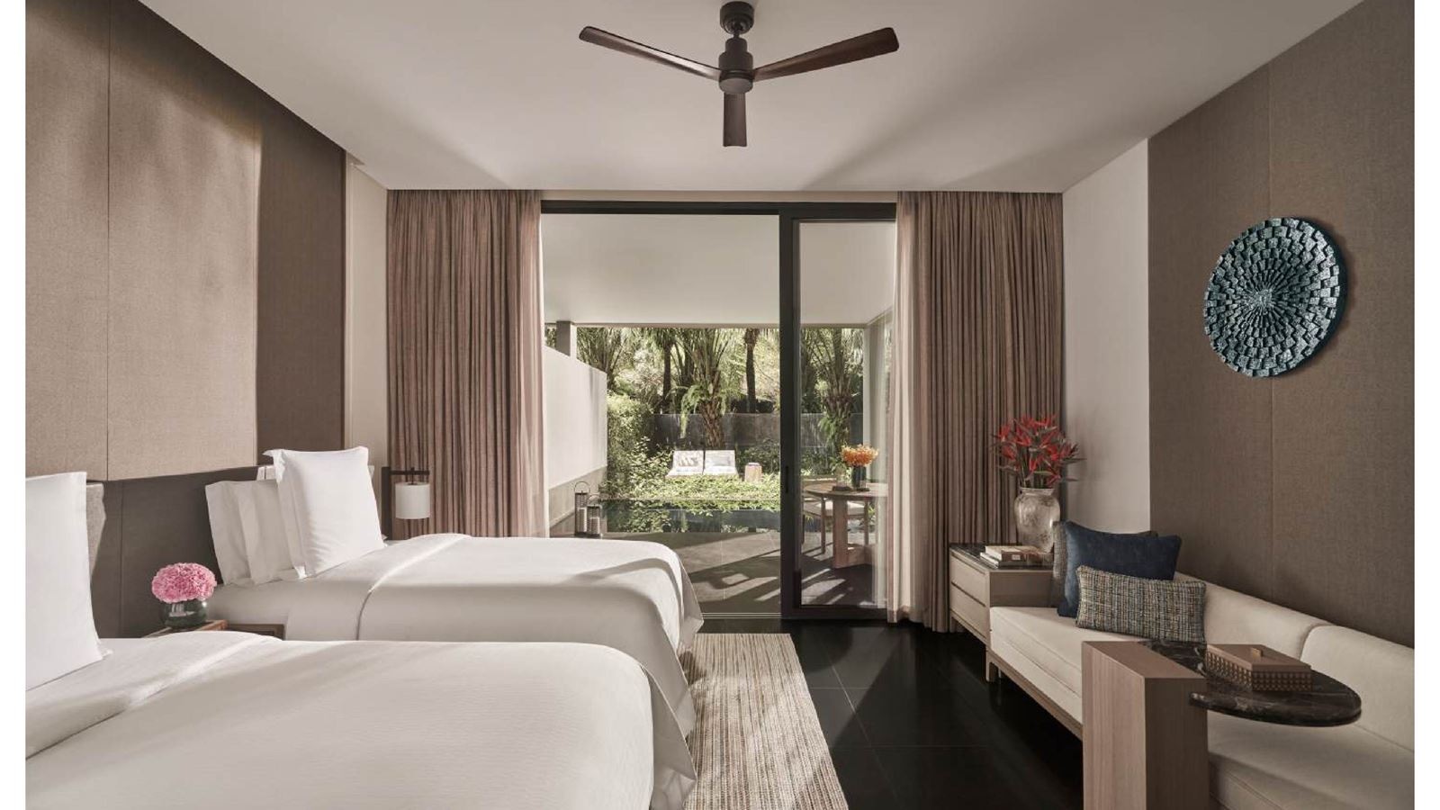 rooms-garden-pool-suite-no-extra-bed