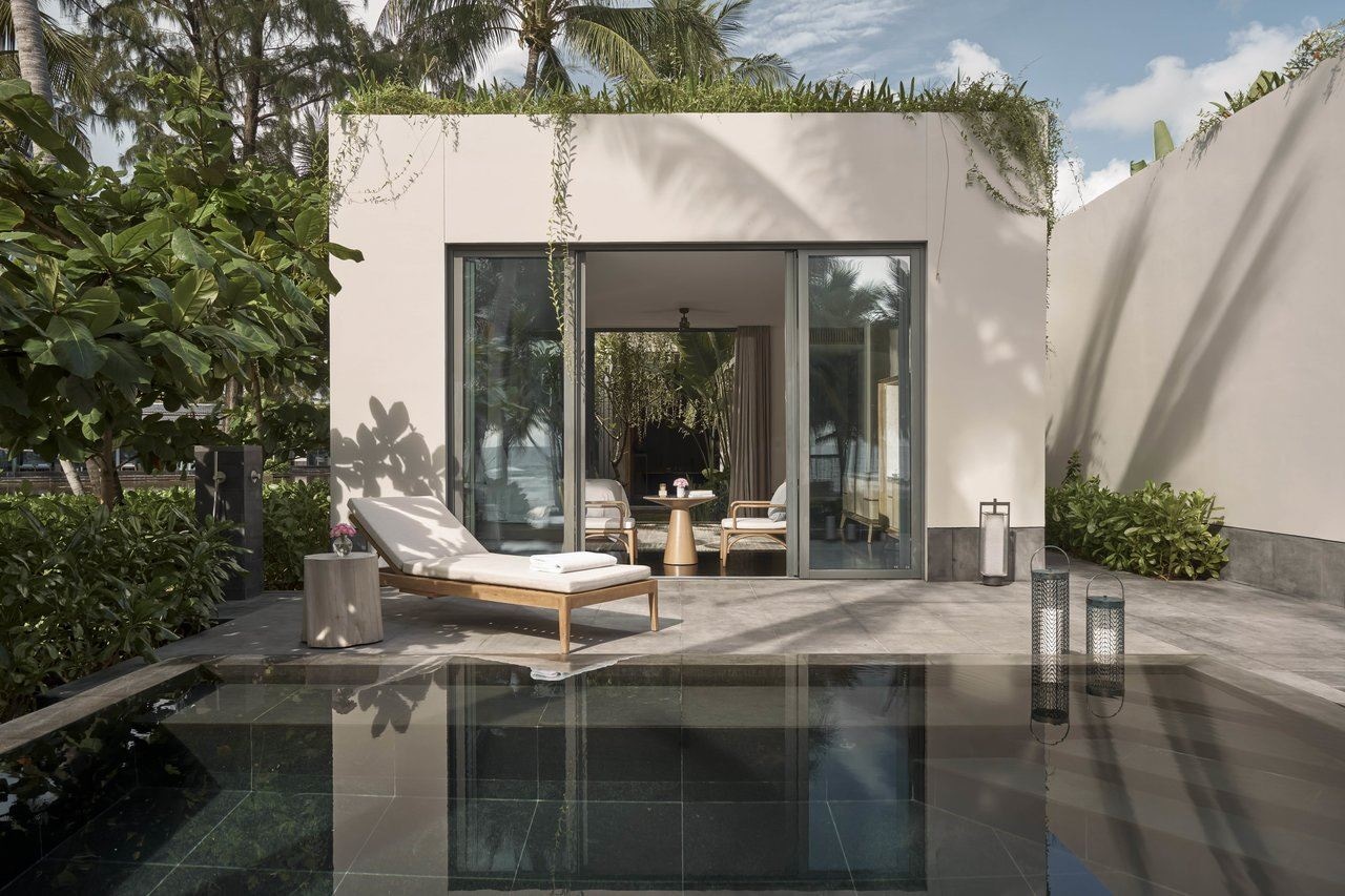 rooms-fourbedroom-lagoon-pool-villa