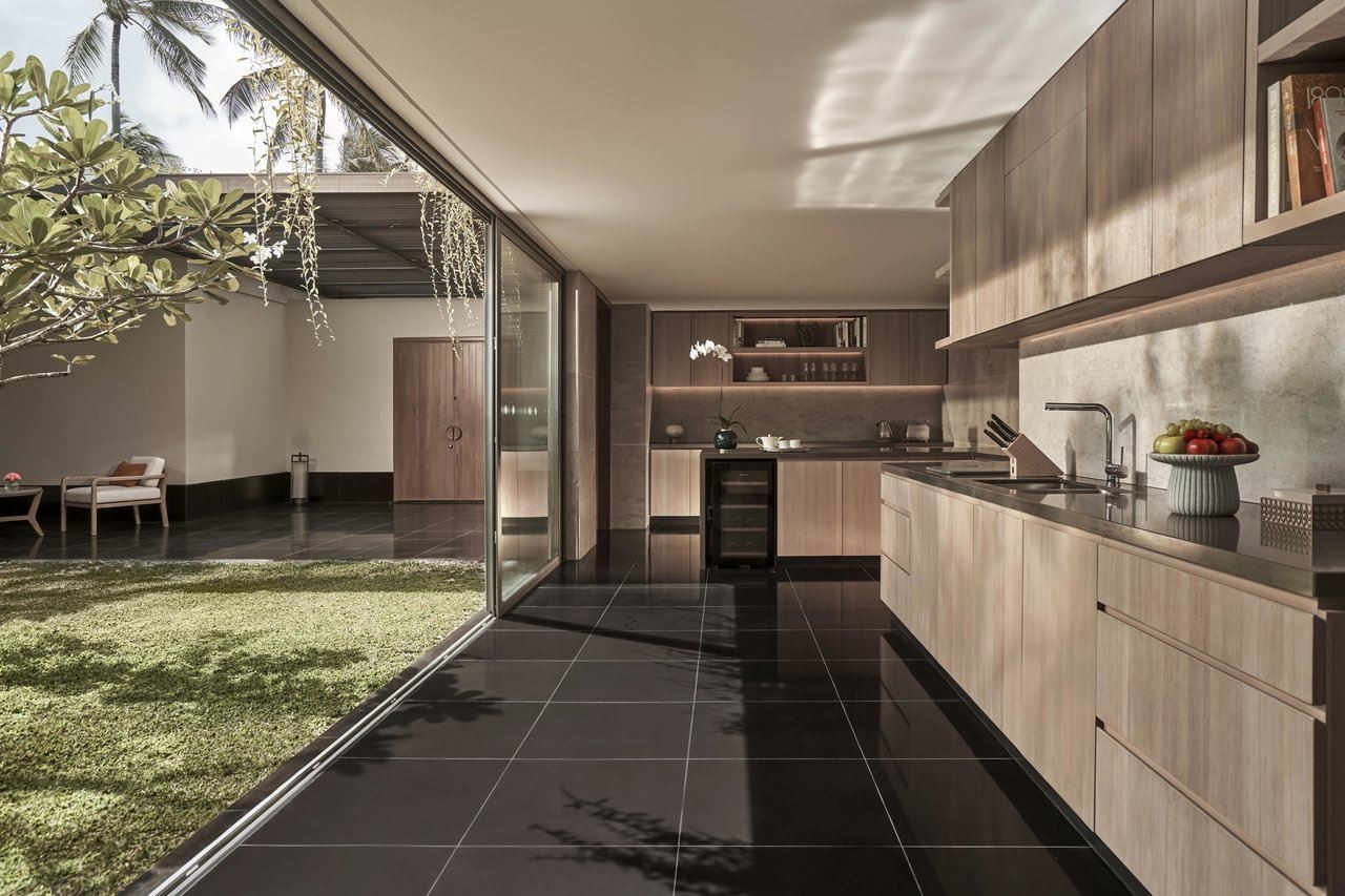 rooms-threebedroom-beach-pool-villa