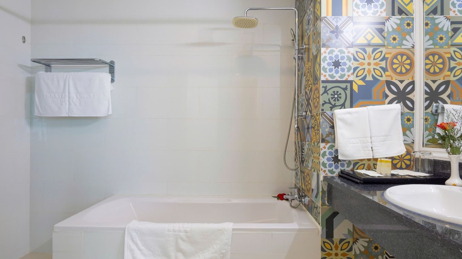 rooms-suite-with-balcony-chd-without-extra-bed