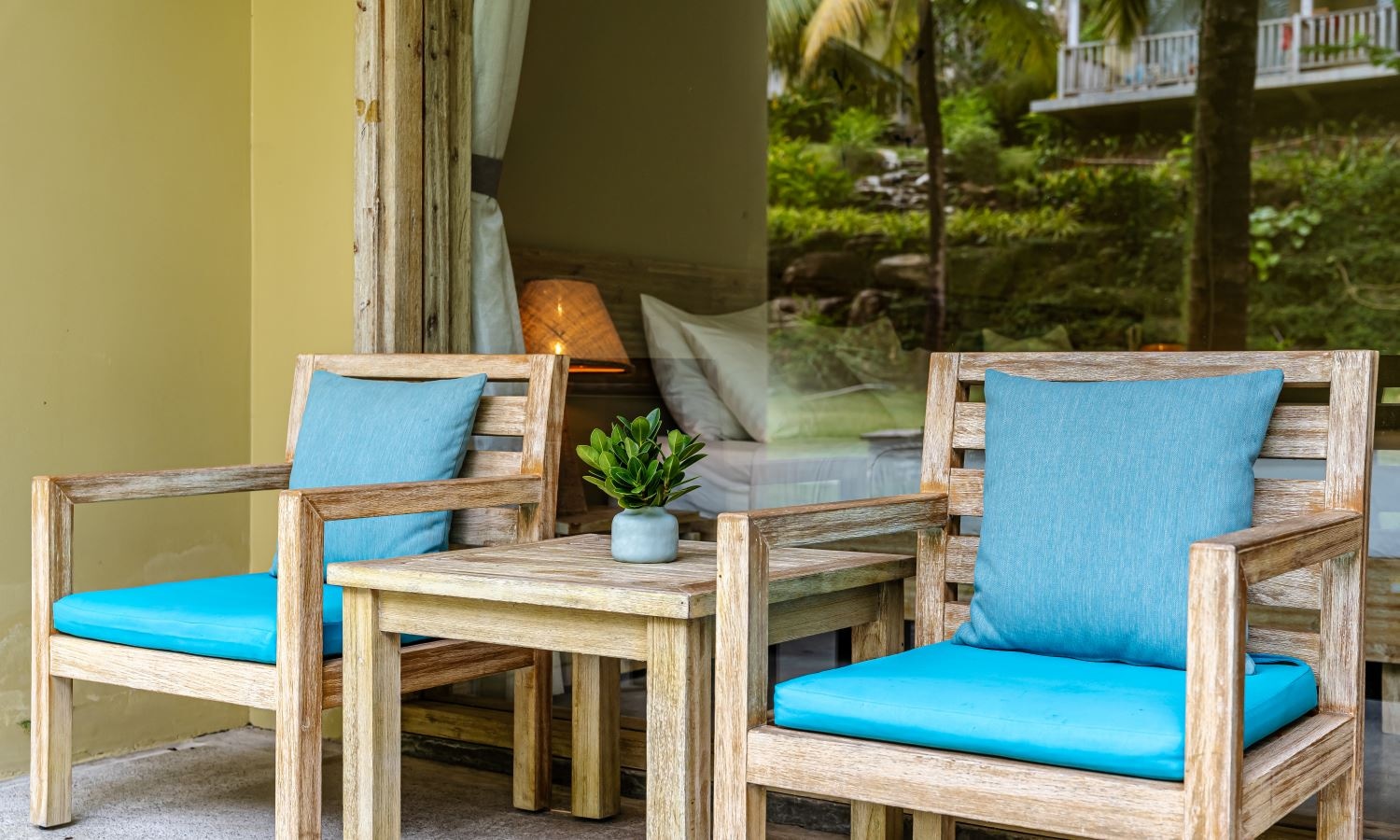 rooms-deluxe-family-with-gardenview