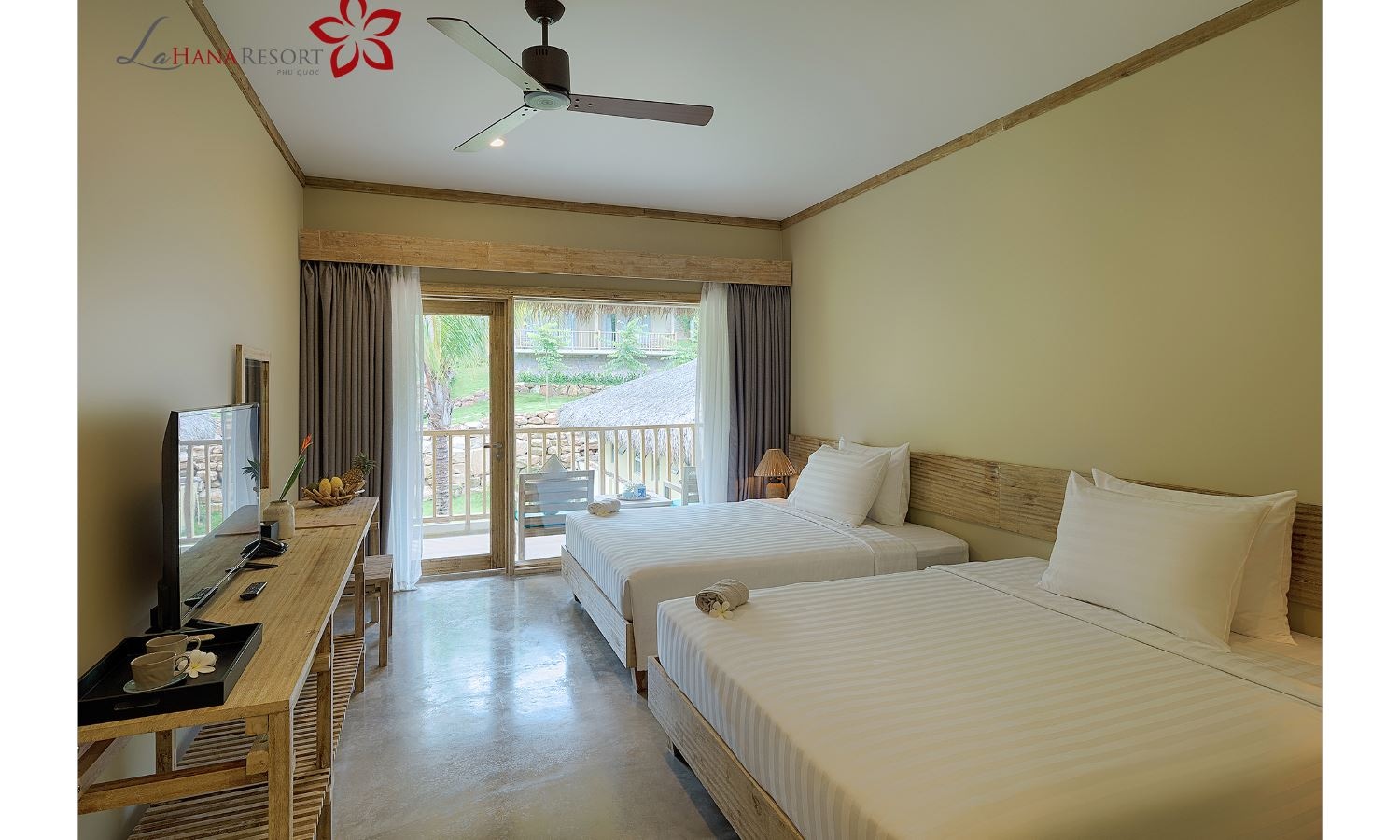 rooms-deluxe-family-with-gardenview