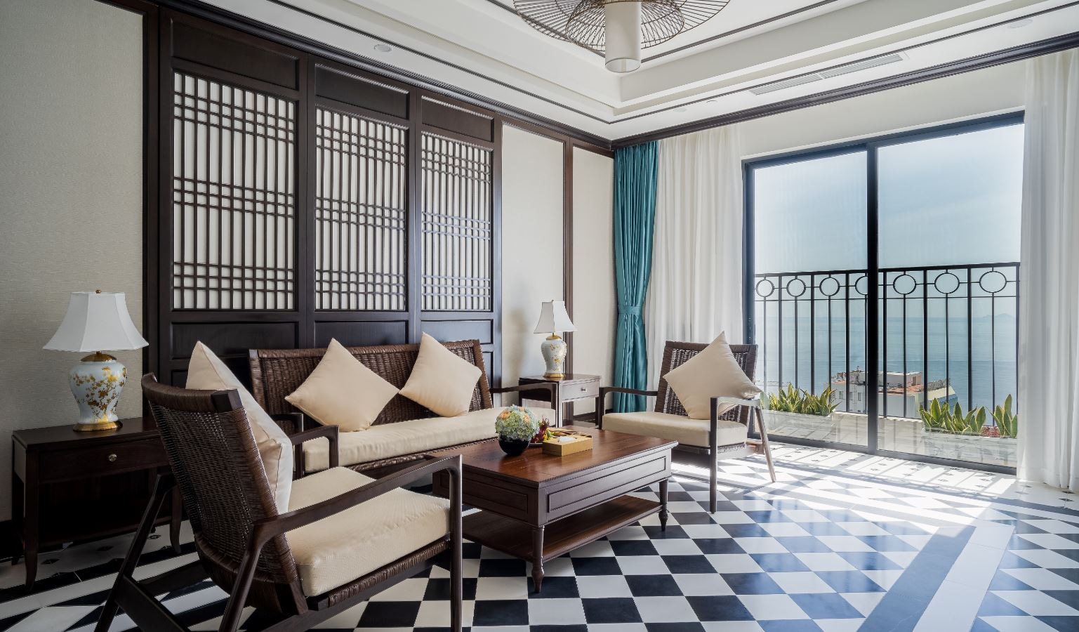 rooms-royal-suite-child-without-extra-bed