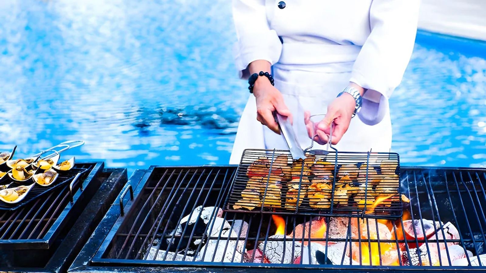 restaurants-oceania-restaurant--pool