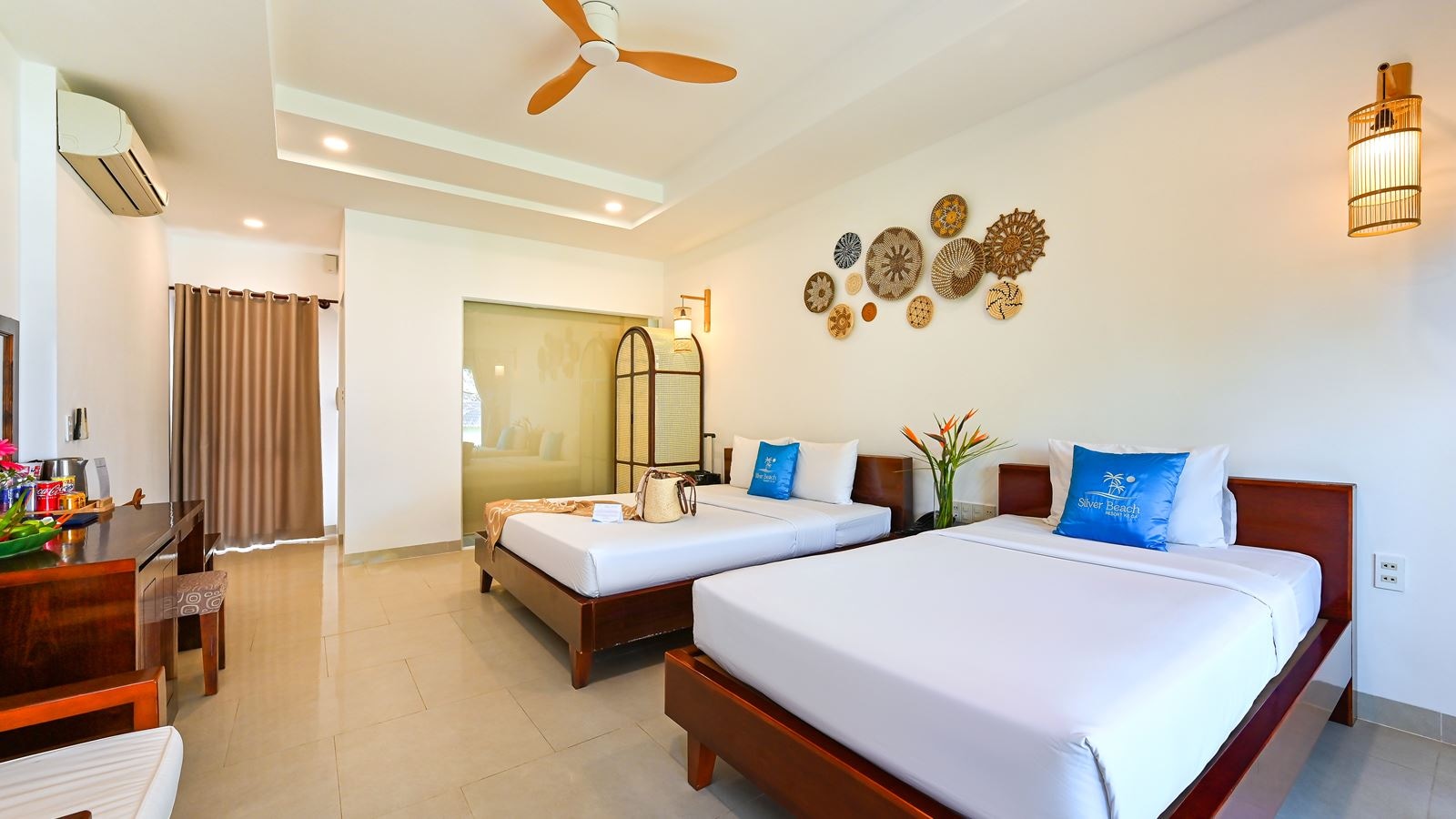 rooms-triple-bungalow-with-garden