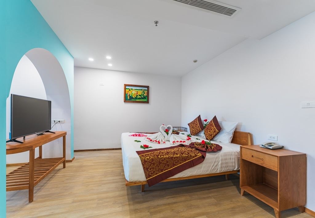 rooms-suite-sea-view-with-balcony