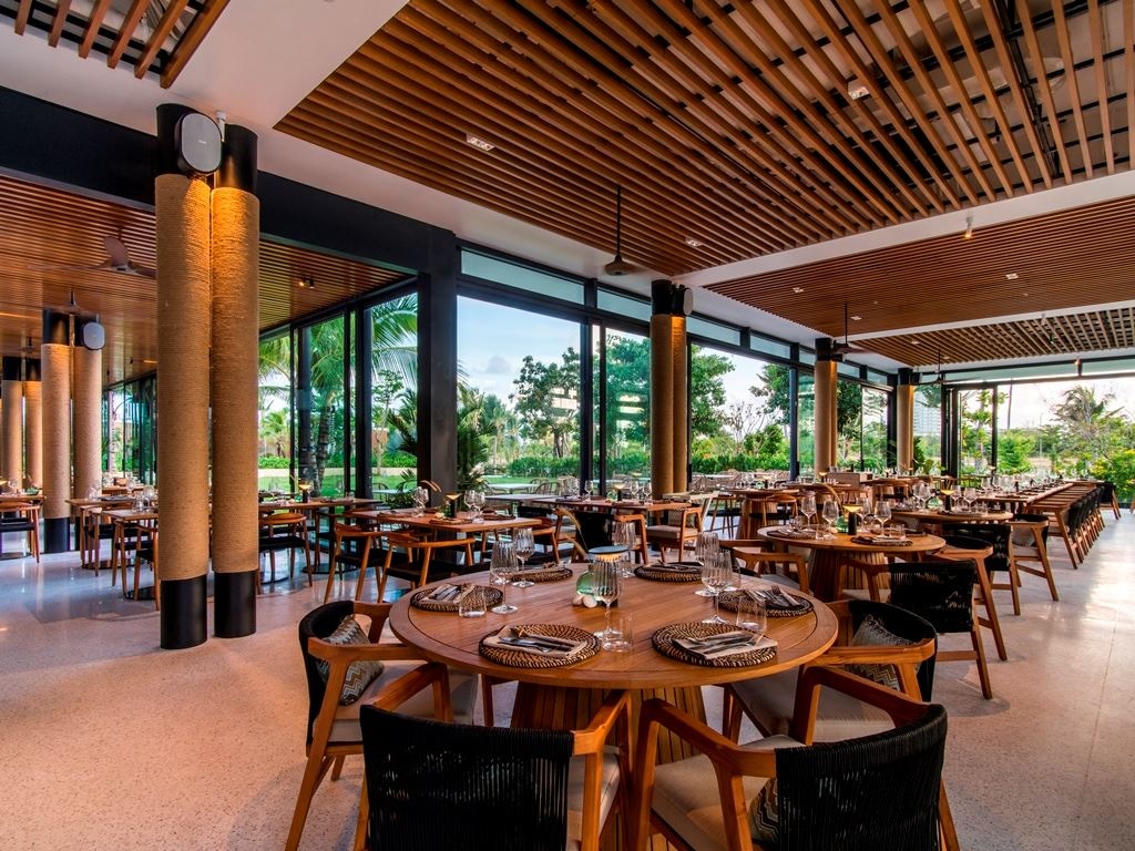 restaurants-the-sandal