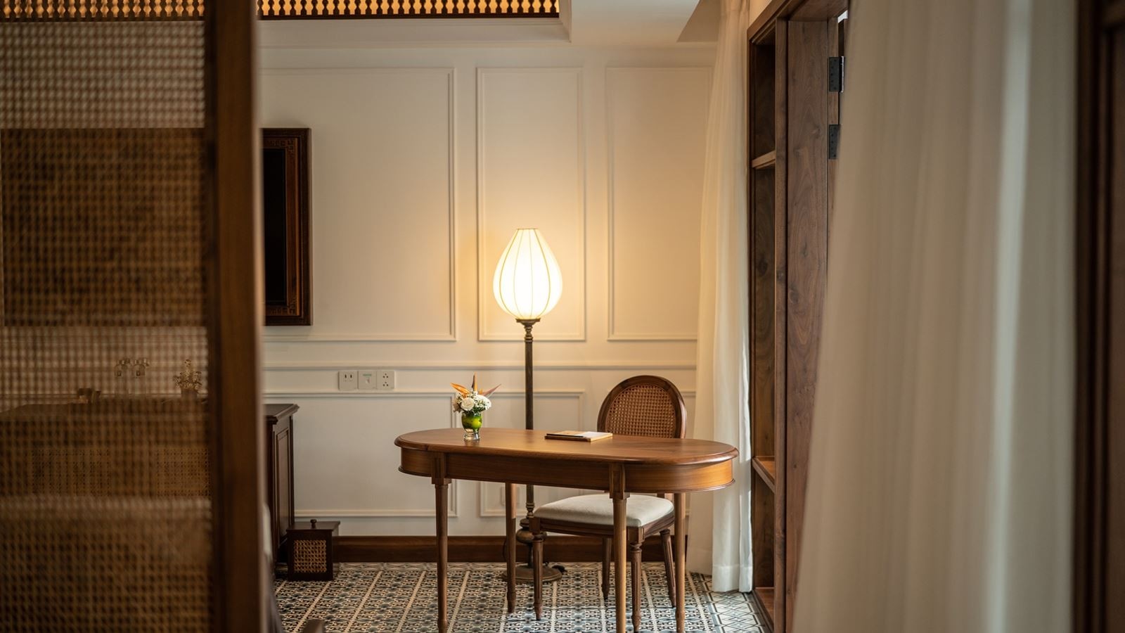 rooms-private-pool-suite