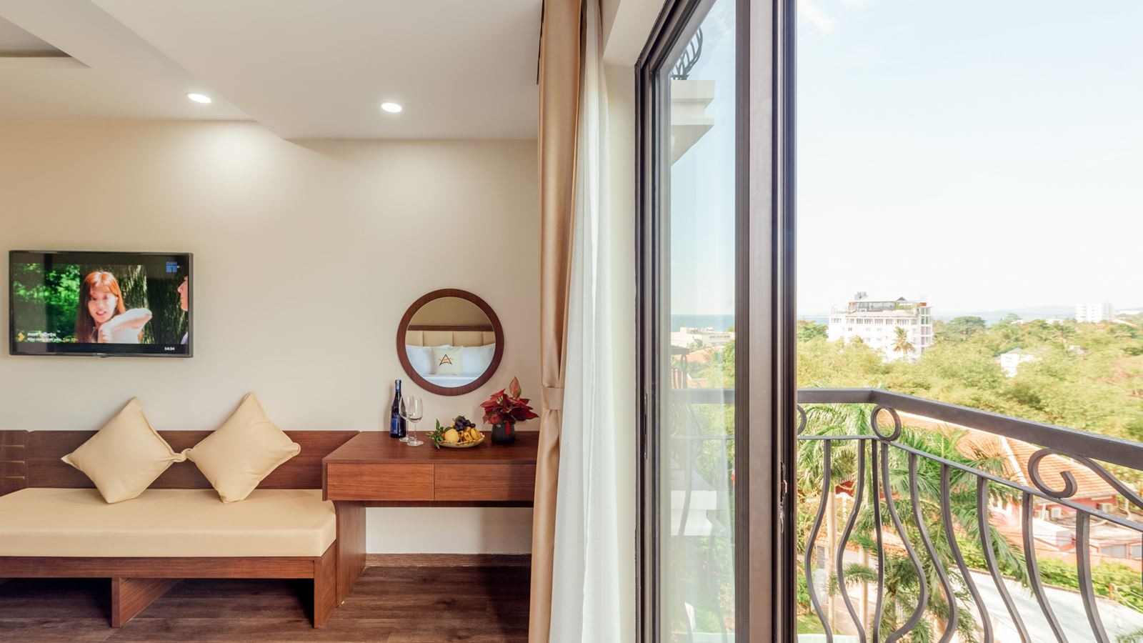 rooms-aura-delight-with-sea-view